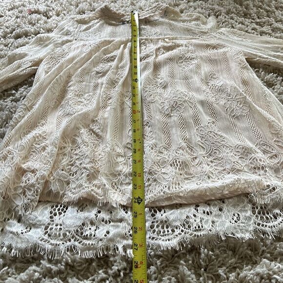 ALTAR'D STATE ILLUSION NECKLINE LACE TOP IN EGRET S - Picture 8 of 16